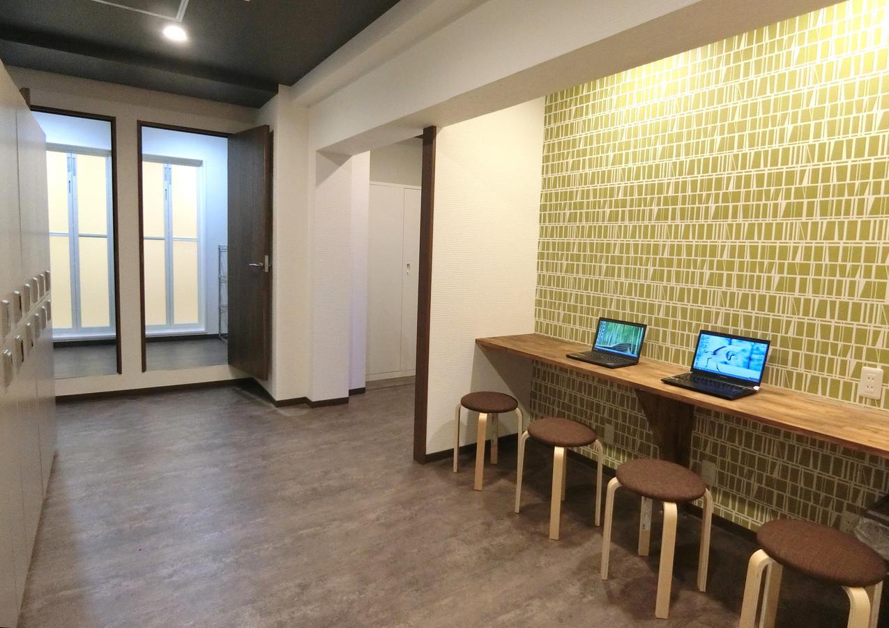 Capsule Hotel Manyudo Kyoto Luaran gambar