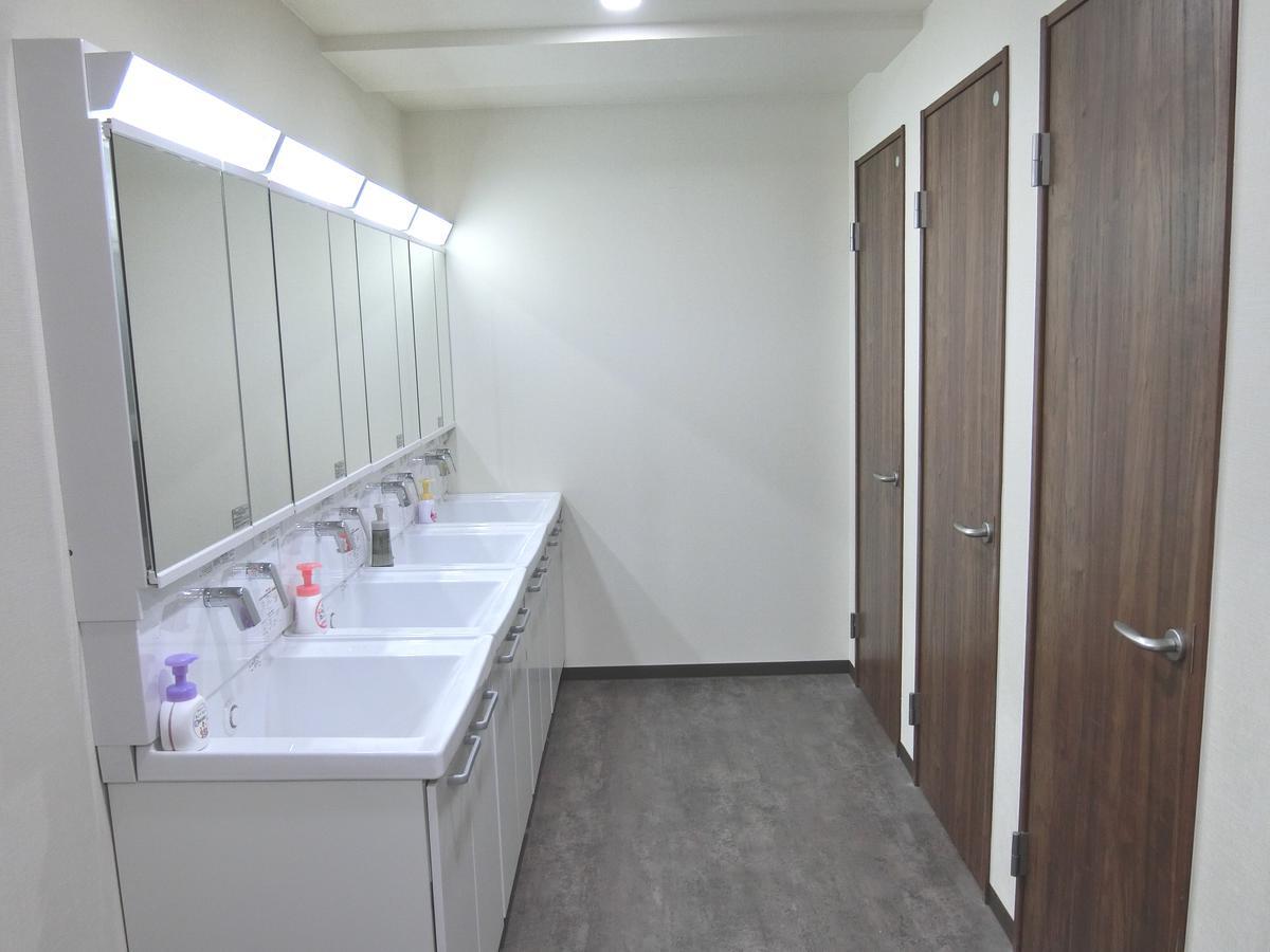 Capsule Hotel Manyudo Kyoto Luaran gambar